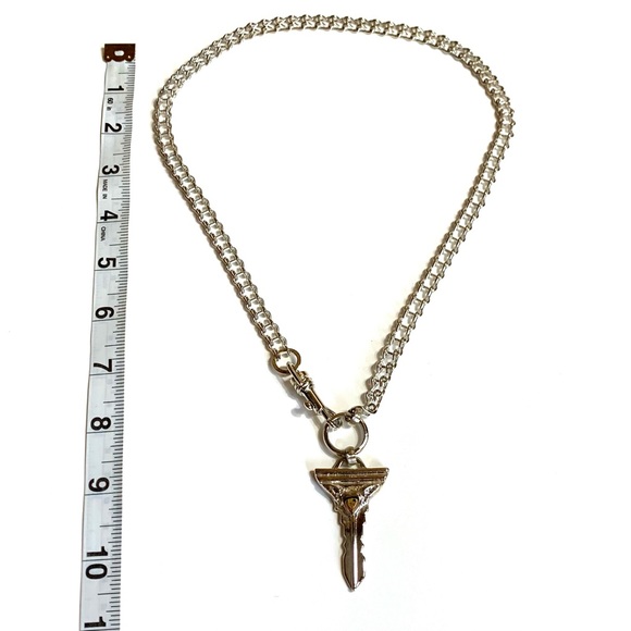 Vtg Winged Heart Key Necklace - Picture 6 of 7